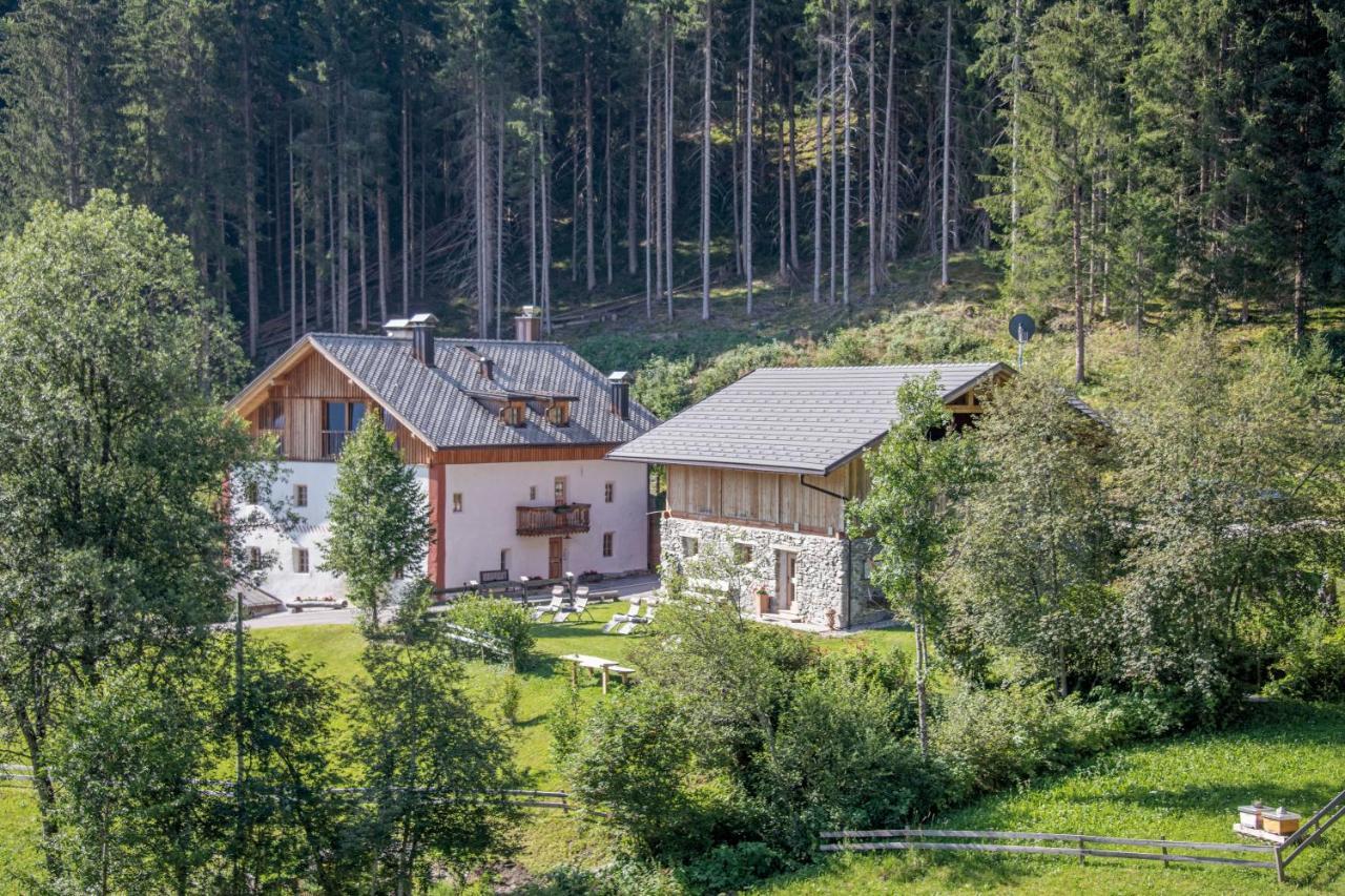 Silentium Dolomites Chalet Since 1600 Monguelfo-Tesido / Welsberg-Taisten Екстериор снимка