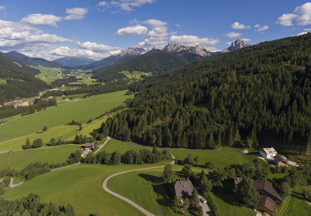 Silentium Dolomites Chalet Since 1600 Monguelfo-Tesido / Welsberg-Taisten Екстериор снимка