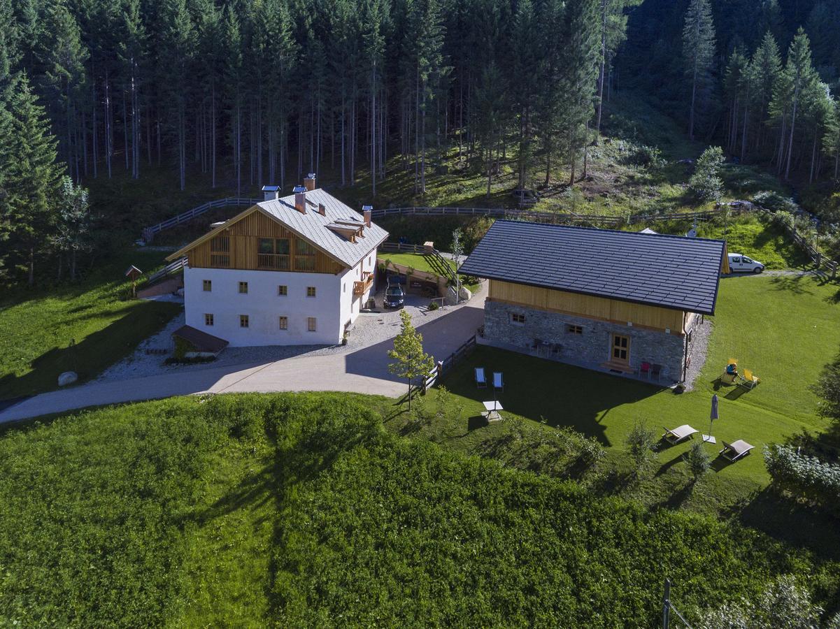 Silentium Dolomites Chalet Since 1600 Monguelfo-Tesido / Welsberg-Taisten Екстериор снимка